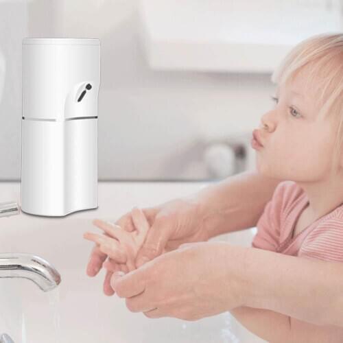 250ml Smart Sensing Automatic Foam Spray Soap Dispenser Home Hotel Shampoo Pump This dispenser is very simple to use. the foam