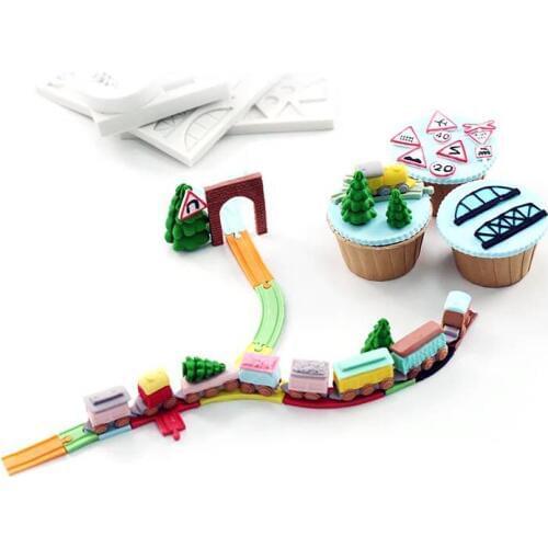 3D train track sugar mould Baby birthday cake decoration Chocolate dough mold Baking mold