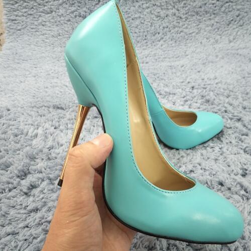 CHMILE CHAU Leather Pumps