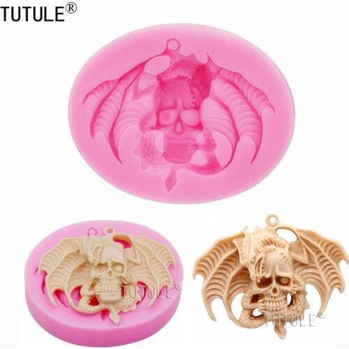 Flying Dragon Skull Mould,skull resin polymer clay mould soap wax plaster icing chocolate food grade mould,Skeleton cameo mold