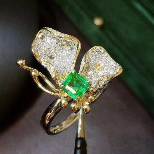 Creative Luxury 18K Gold Color Butterfly Ring Wedding Jewelry Vintage Green CZ Stone Resizable Finger Ring Fine Jewelry Gift