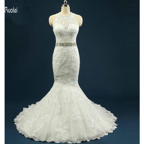 Luxury New Arrival Sexy Lace Applique Beading Crystal Belt Tulle Mermaid Buttons Back Formal Wedding Dresses Real Sample