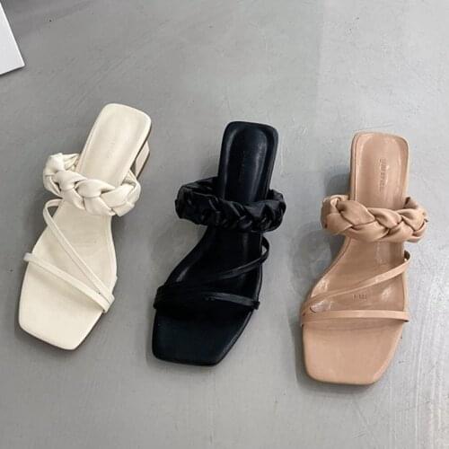 2021 New Fashion Weave Slippers Square Low Heel Ladies Sandals Shoes Summer Outdoor Beach Flip Flops Casual Slides Shoes