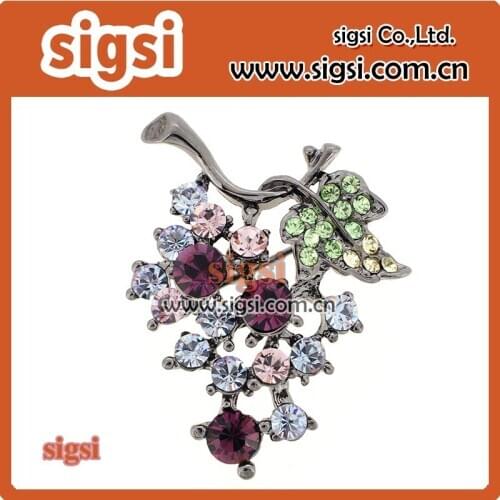 High quality crystal rhinestone grape brooch