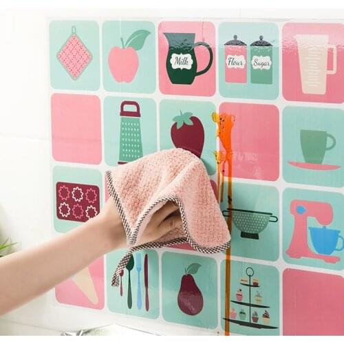 75cm * 45cm kitchen self adhesive oil proof wall with high temperature foil
