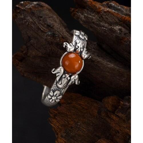Hot silver S925 Sterling Silver Antique inlaid red agate in front of the plum blossom ring rings wholesale