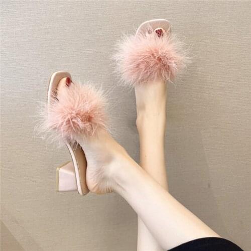 Sandals Womans Slippers Square heel Fur Flip Flops Slides Med Fashion 2021 Block Plush Luxury Cotton Fabric PU Rome Hoof Heels