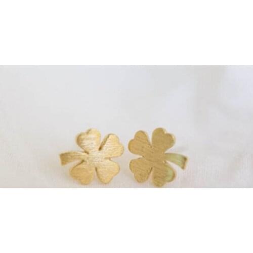 Fashion few leaves stud earrings for women