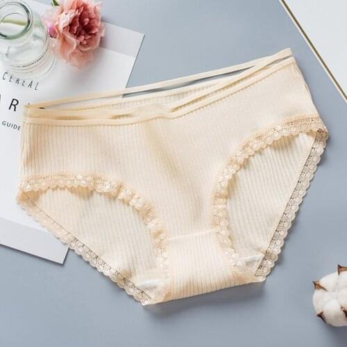M-XL Large Size Women Underwear Mid-Waist Thread Cotton Briefs Breathable Lace Edge Panties Solid Lingerie Multiple Colors