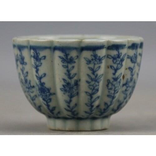 Chinese Old Blue and White Flower Pattern Lotus-Mouth Porcelain Tea/wine Cup Desk Decoration Home Decor