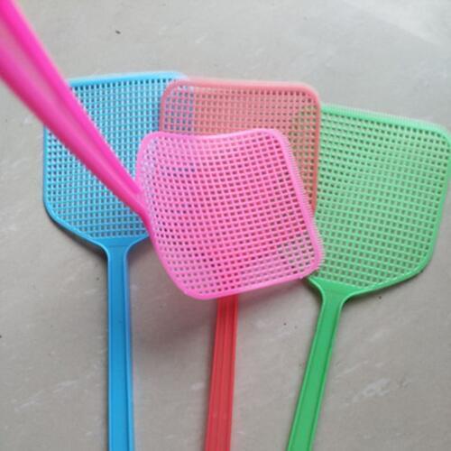 1pcs Plastic Fly Swatter Swat Hanging Hole Design Convenient Storage Mosquito Pest Control with Long Handle Tools Home Supplies