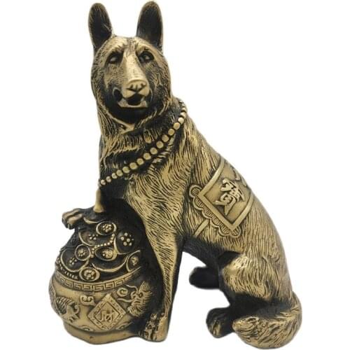 In the early days of China, brass dogs were collected for wealth, and the sources of wealth were extensive