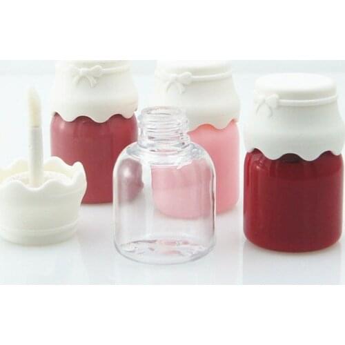 50pcs Lipgloss Tubes, 8 ml Novelty Milk Bottle Shaped Empty Lip Gloss Tubes Lip Balm Refillable Containers with Rubber Stoppers