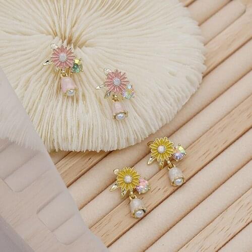 Minar Sweet Multicolors Enamel Flower Earrings for Women Metal Alloy Simulated Pearl Daisies Statement Dangle Earring Pendiente
