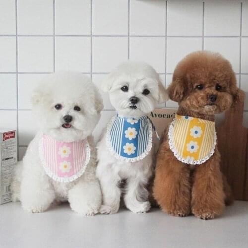 Ins Korea cute dog cat small flower bib pet saliva towel Bichon Teddy Hiromi bib cat dog