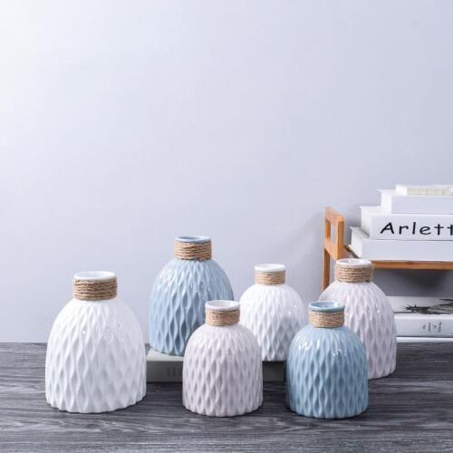 Modern ceramic vase white/blue Porcelain flower vases Arts and Crafts desktop vase wedding home decoration accessories modern