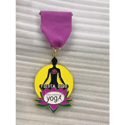 Hot sale Breast medal with ribbon in gold plating