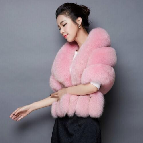 2020 Winter Faux Fur Vest Women Cloak Korean Sleeveless Cloaks Furry Shawl Imitation Fox Fur Jacket Abrigos Mujer Kj527
