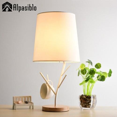 Alpasiblo Lamps With Lampshade