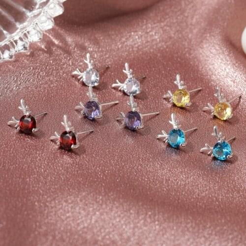 2Pcs New Stylish Christmas Elk Crystal Deer Stud Earrings Women Creative Fashion Christmas Ornaments Birthday Party Gift Jewelry