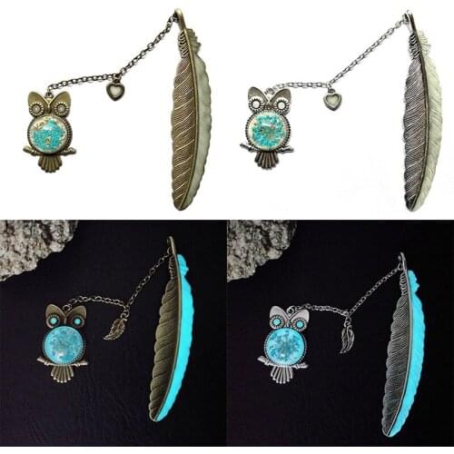 1pcs Luminous Feather Owl Bookmark Cute Glow In The Dark Label Read Maker Bookmark Office Accessories
