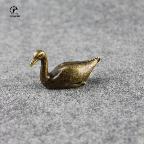 Chinese Classic Goose Figurines Desk Ornaments Household Sandalwood Censer Vintage Pure Copper Animal Incense Burner Decorations
