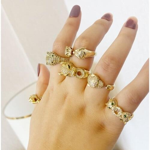 Danseur Rings With Diamonds