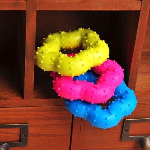 Pet Toy Pet Chewing Rubber Dog Toy Five-Pointed Star Wear Solid Molar Bite Rubber Molar Pet Interaction Non-Toxic Bite Resistant