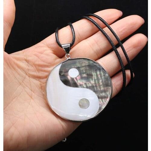 Natural Shell Round Mother of Pearl Shell Pendants Charms Wax Thread Necklace Women Accessories Gift Size 50x50mm Length 55cm