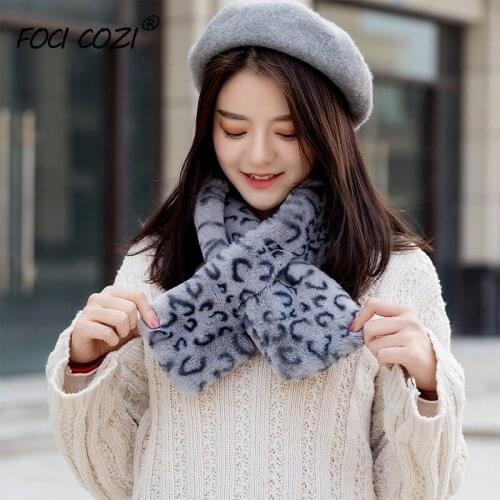 Scarves Women 2019 Winter Warm Scarf Fake Faux Fur Scarf Animal Print Ring Collar Leopard Plush Ladies Scarves Neck Warmer