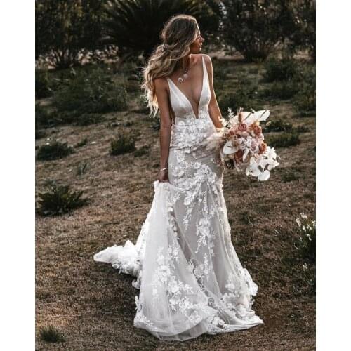 Elegant Mermaid Wedding Dresses Deep V Neck Open Back 3D Flowers Lace Country Bridal Gowns Custom Made Sweep Train Wedding Dress