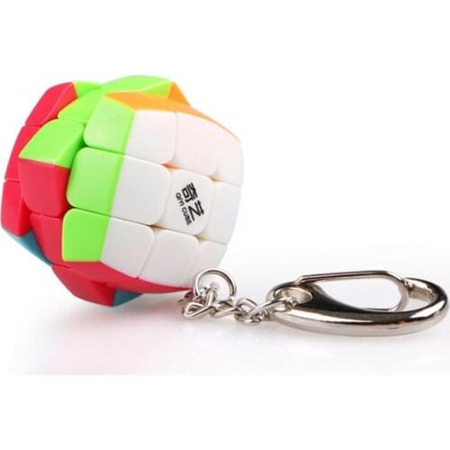 Qiyi Mini Size 3*3 Lovely Flexible Brain Stickerless 3x3 Mini Cube Keychain With ABS Material