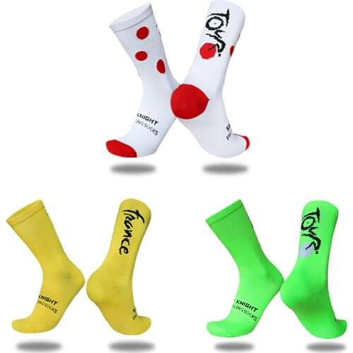 New Pro competition Cycling Socks Letter Sports Socks Breathable Compression Outdoor bike Socks Men Women Calcetines Ciclismo