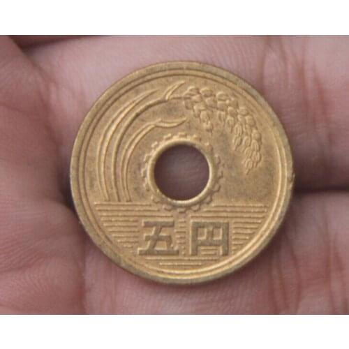 22mm Japan 5 Yen Copper Tokyo Japan Coins Old Original Coin Collectible Edition 100% Real Rare Coins Random Year