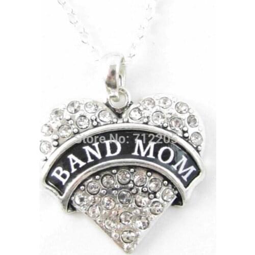 New Arrival 1*1 inch big size hearts BAND MOM crystal heart pendant necklace Mothers day gift