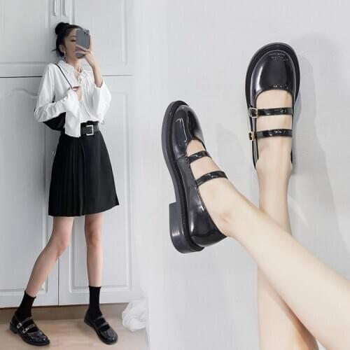 2021 Lolita Shoes Star Buckle Mary Janes Shoes Women Cross-tied Platform Shoes Patent Leather Girls Shoes Rivet Casual Shoes