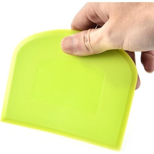 1PCs Plastic Dough Scraper Cream Smooth Cake Spatula Baking Pastry Tools Kitchen Butter Knife Dough Cutter Baking Pastry Tools