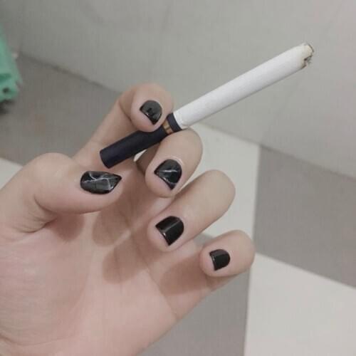 American punk style Beautiful black pure color with marble pattern fake nails Japanese short full nail tips lady false nails