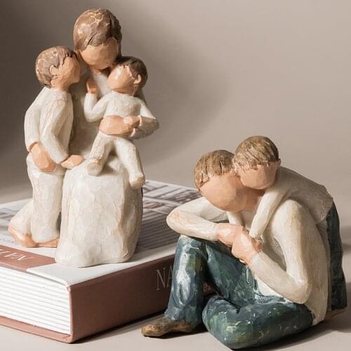 Resin Ornaments A Family of Three Four mouthfuls people Figurines Home Decorative Creative Memorial day gift