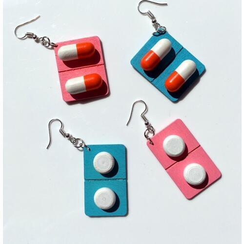 Fashion cute creative wooden capsule drop earrings funny lovely pills medicine Dangle Earrings Unique jewelry gift for girl