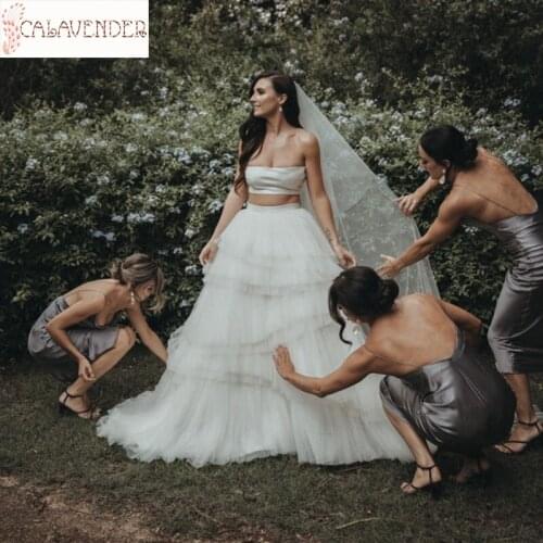 Strapless White Tulle Wedding Dresses Ruffle A Line Two Pieces Wedding Dress Sleeveless Robe De Mariage with Sweep Train