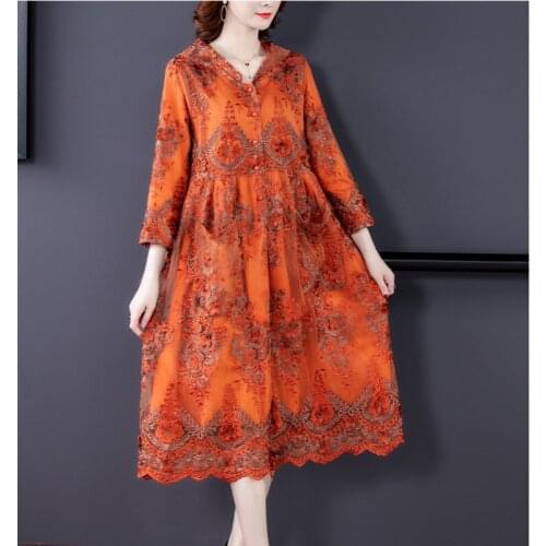 Trench Coat Women Spring 2021 Womens Hooded Lace Embroidery High Waisted Loose Long Korean Western Style Commute Fashion