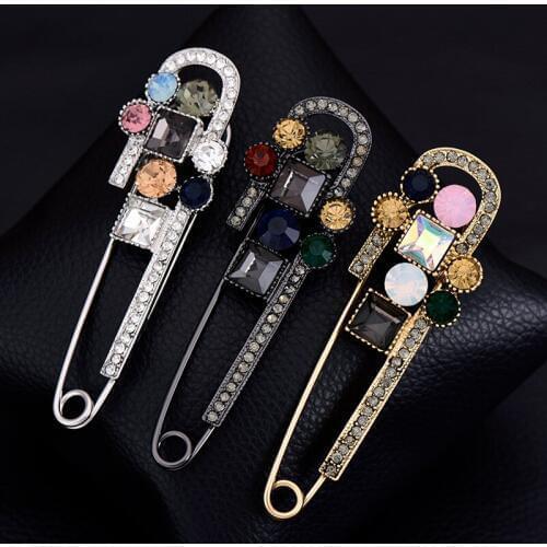 8*2.5mm reinstone flower Large Alloy Safety Pin--Big and Strong Enough to Hold Heavy-Material Garment accessories