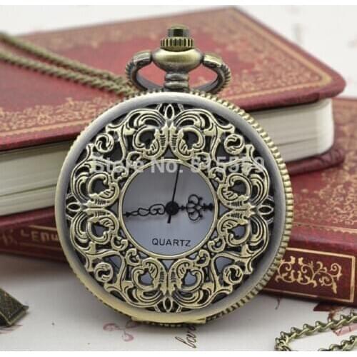 Hot Selling Free Shipping Hollowed Leaf Quartz Pocket Watch High Quality Bronze Pocket Watch Necklace Gift Watch Wholesale