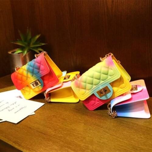 2021 Hot Mini Jelly Bag Candy Color Tie Dyed Quilted Tread Lock Rhombus Messenger Bag New Wild Chain Small Square Bag Flap Pearl