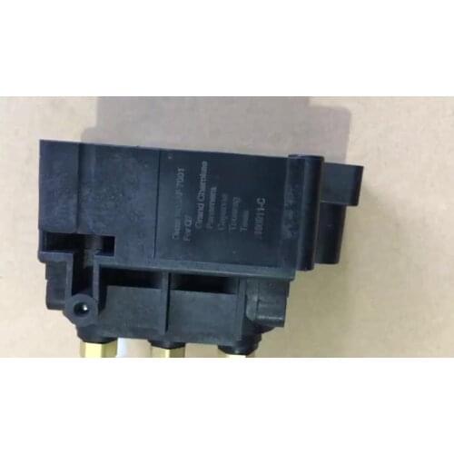 Best Quality Car Auto Spare Parts Air Compressor Valve Block For Q7 97035815302 Air Pump