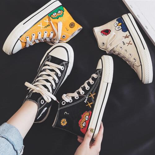 Cartoon Printed Canvas Sneakers Women Fashion Casual Vulcanized Flat Trainers Shoes Women Platform High Top Sneakers Espadrilles