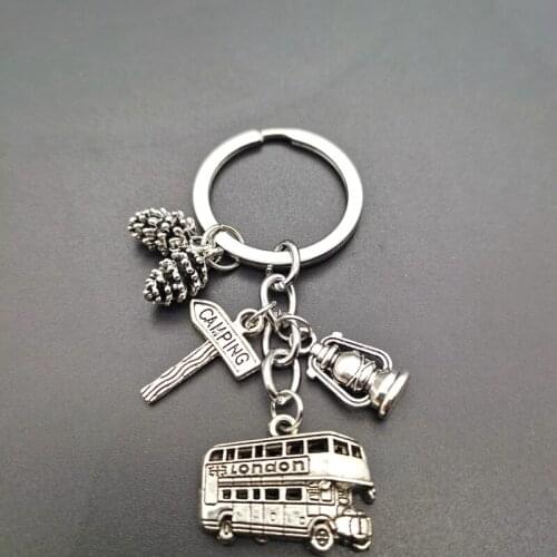 Fashion cute bus keychain road sign lantern keychain holiday travel souvenir gift men and women with the same paragraph