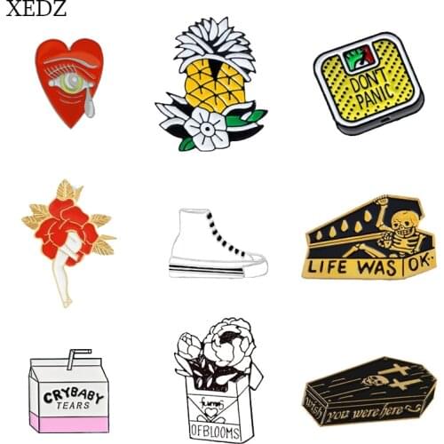 XEDZ new fashion milk box pineapple flower cigarette box dance leg tears love brooch badge collection denim clothing backpack pe