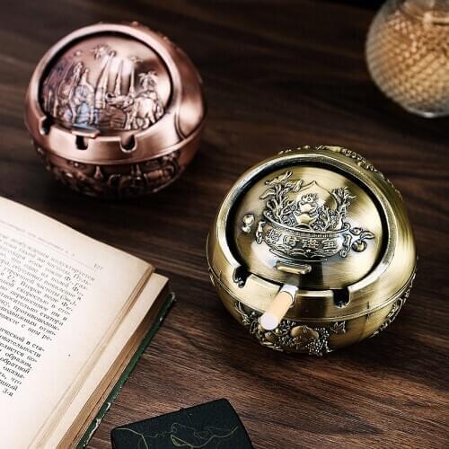 Creative Decoration Rose Bottom Silver Red creative retro trend anti-falling of Round Ashtray Mini Portable Cigarette Ashtray